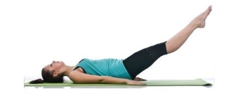 lifting des jambes pour affiner l'abdomen et les côtés